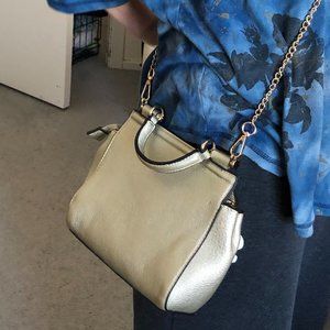 ITALIAN LEATHER NUOVA SISSI BRAND NEW PURSE